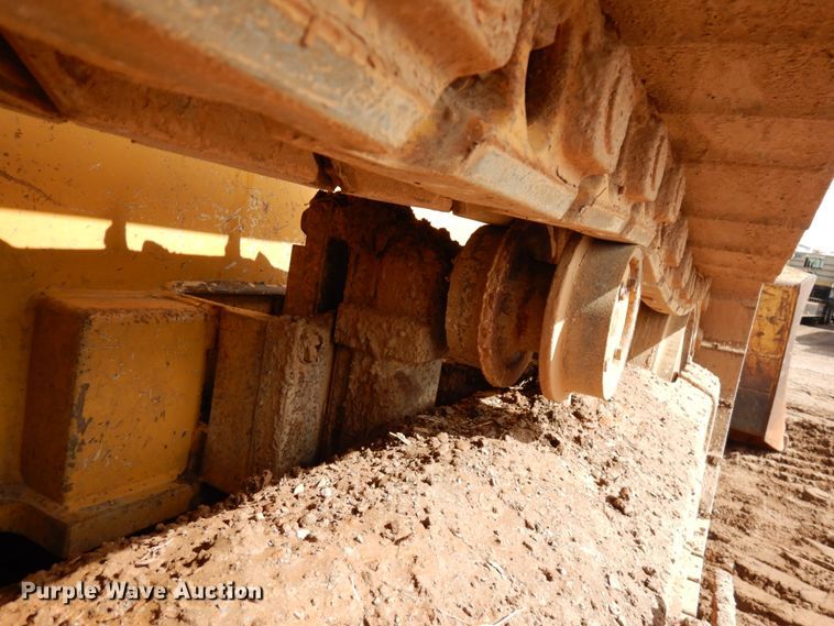 image for item HR9074 1996 Dresser TD-12C  dozer