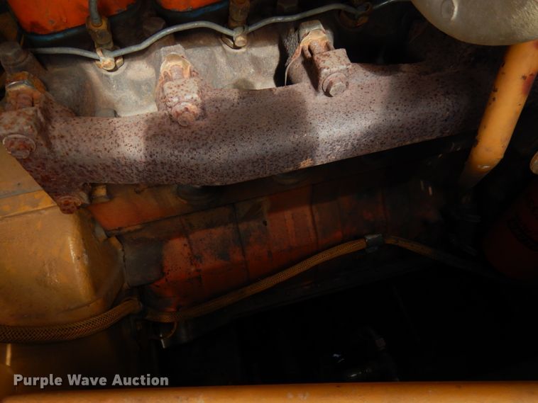 image for item HR9074 1996 Dresser TD-12C  dozer