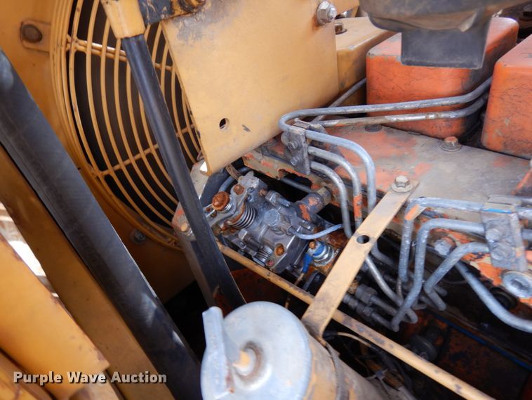 image for item HR9074 1996 Dresser TD-12C  dozer