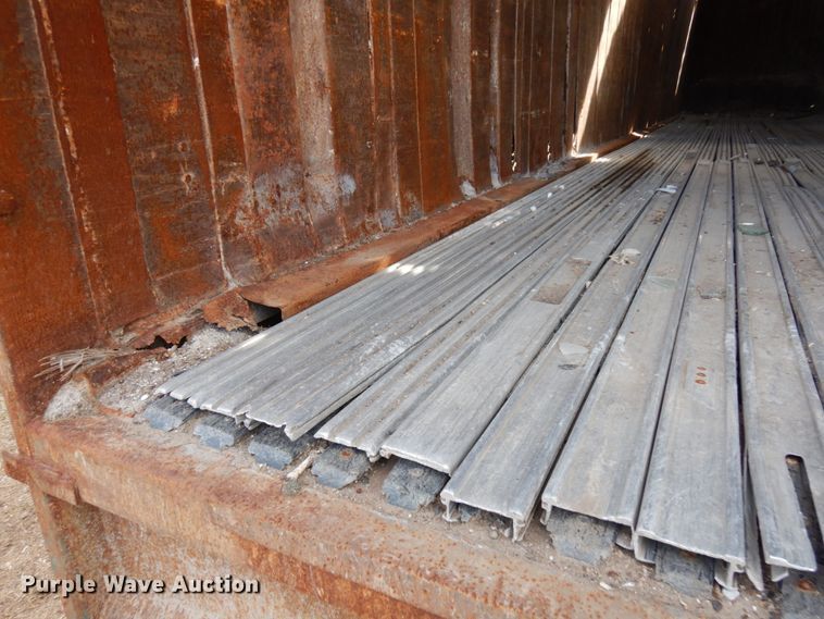 image for item HR9079 1999 Wilkens 45115SCG0T walking floor trailer