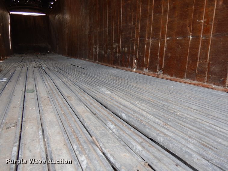 image for item HR9079 1999 Wilkens 45115SCG0T walking floor trailer