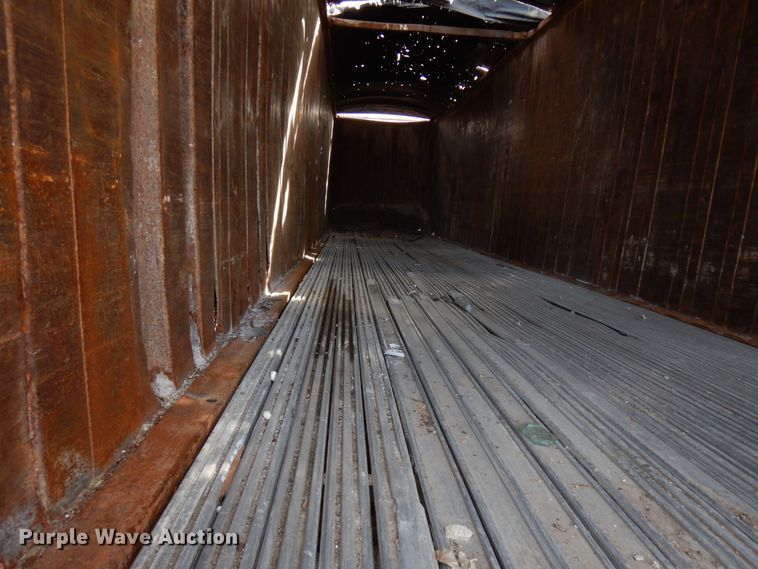 image for item HR9079 1999 Wilkens 45115SCG0T walking floor trailer