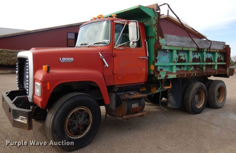 image for item HR9080 1991 Ford L8000  dump truck