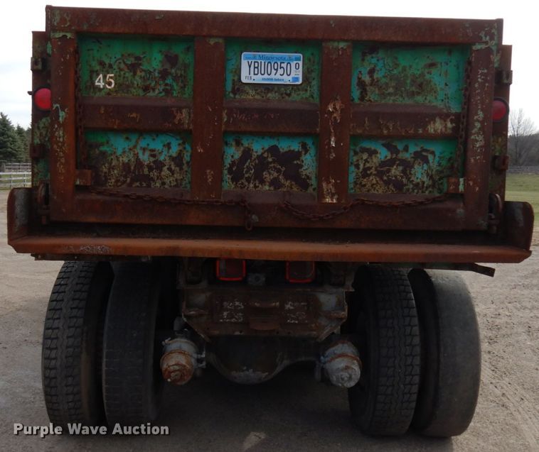 image for item HR9080 1991 Ford L8000  dump truck