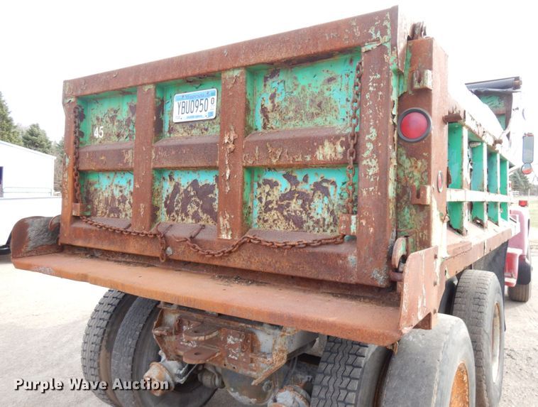 image for item HR9080 1991 Ford L8000  dump truck