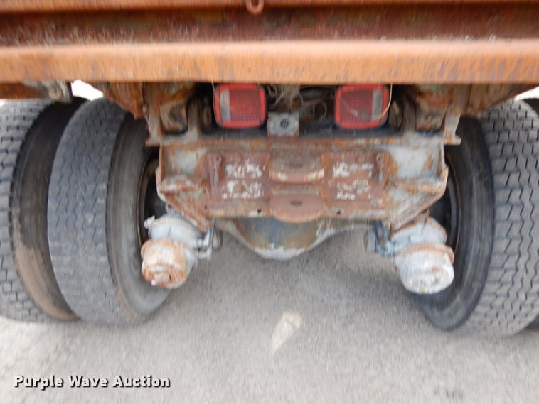 image for item HR9080 1991 Ford L8000  dump truck