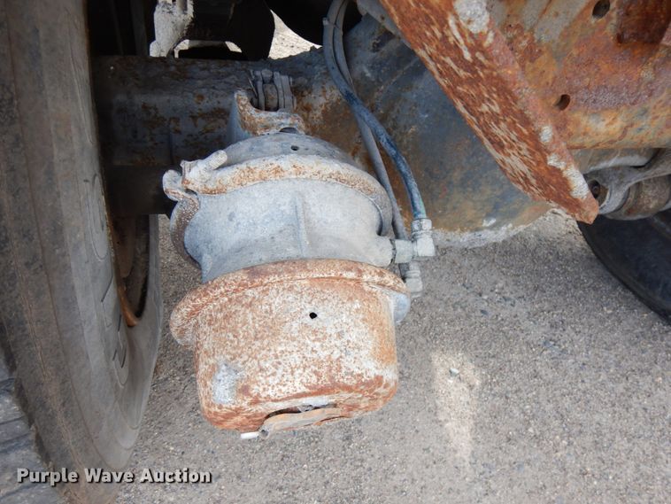 image for item HR9080 1991 Ford L8000  dump truck