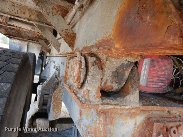 image for item HR9080 1991 Ford L8000  dump truck