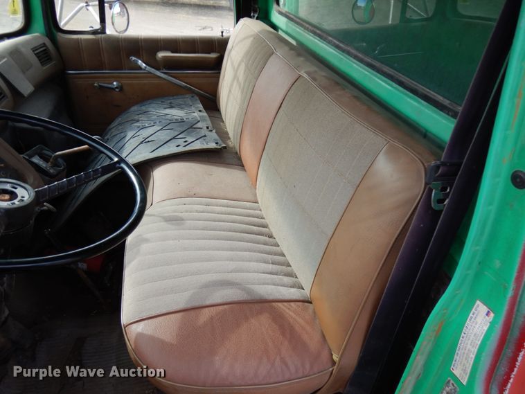 image for item HR9080 1991 Ford L8000  dump truck