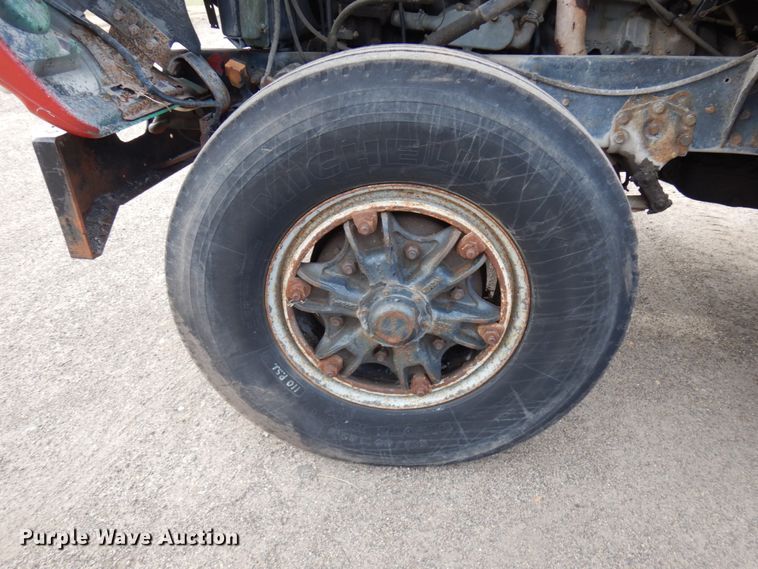 image for item HR9080 1991 Ford L8000  dump truck