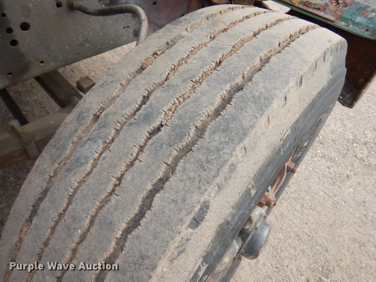 image for item HR9080 1991 Ford L8000  dump truck