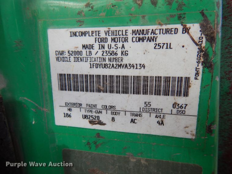 image for item HR9080 1991 Ford L8000  dump truck