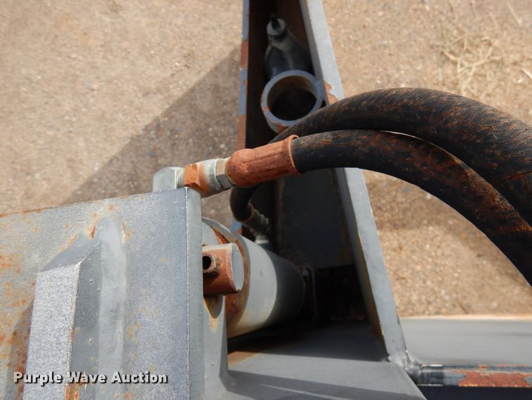 image for item HR9081 Henke gravel pusher