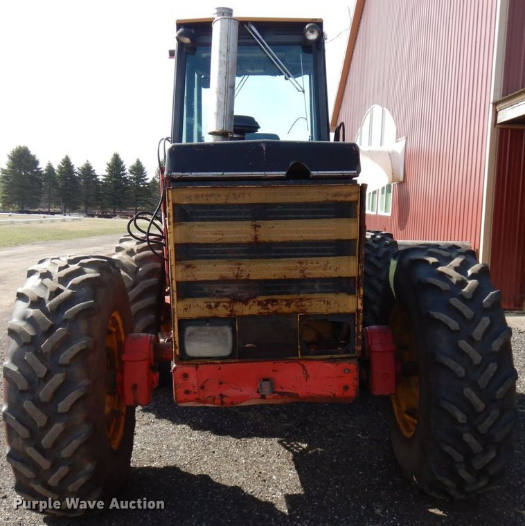 image for item HR9083 Versatile 276  4WD bi-directional tractor
