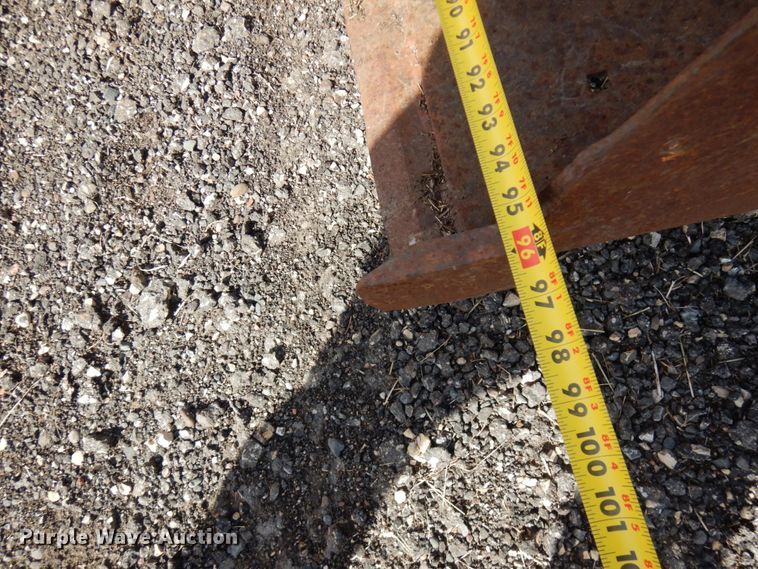 image for item HR9083 Versatile 276  4WD bi-directional tractor