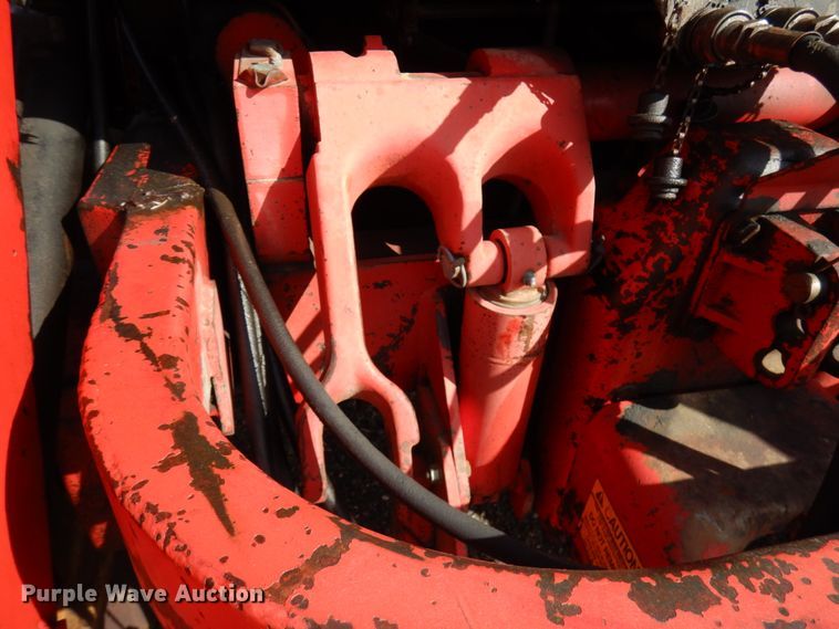 image for item HR9083 Versatile 276  4WD bi-directional tractor