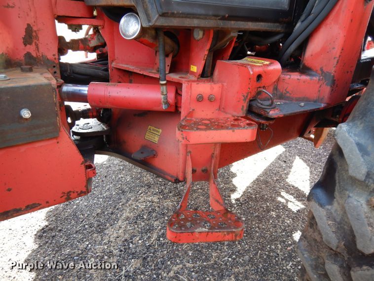 image for item HR9083 Versatile 276  4WD bi-directional tractor