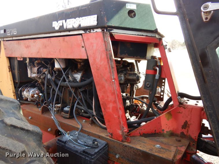 image for item HR9083 Versatile 276  4WD bi-directional tractor