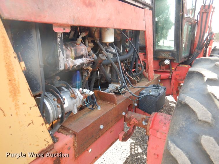 image for item HR9083 Versatile 276  4WD bi-directional tractor