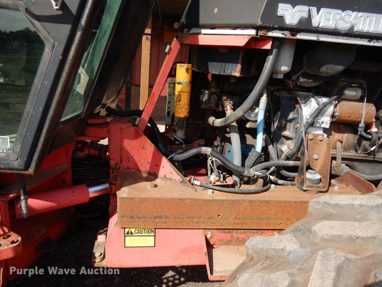 image for item HR9083 Versatile 276  4WD bi-directional tractor