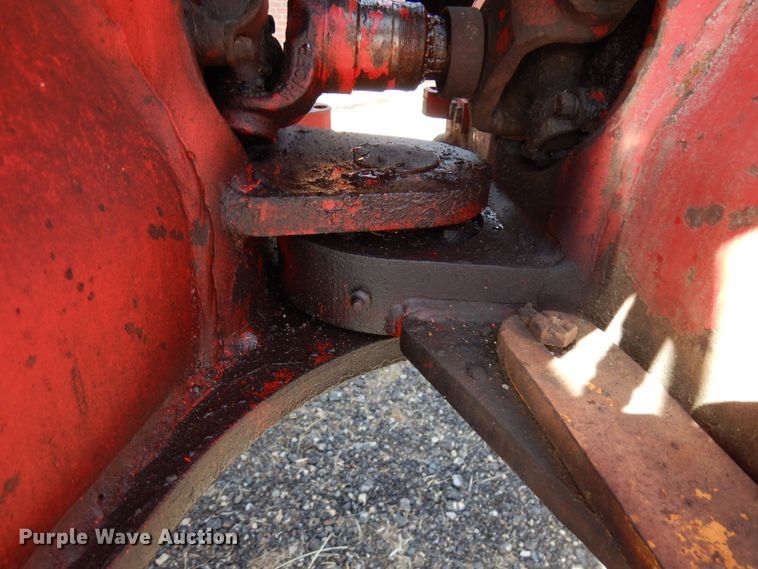 image for item HR9083 Versatile 276  4WD bi-directional tractor