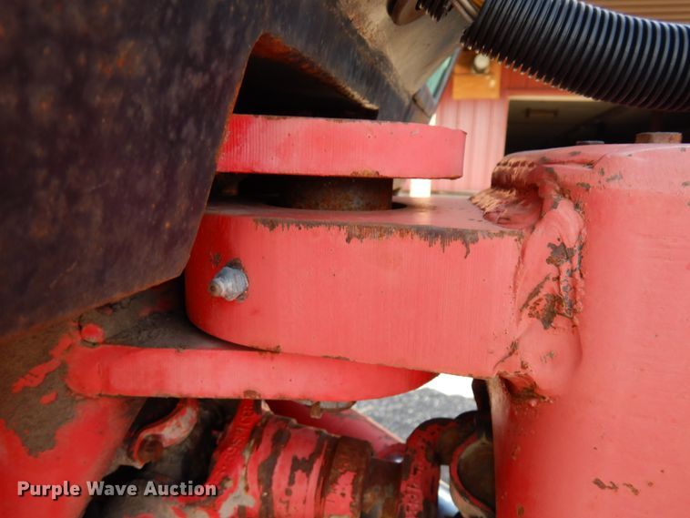 image for item HR9083 Versatile 276  4WD bi-directional tractor