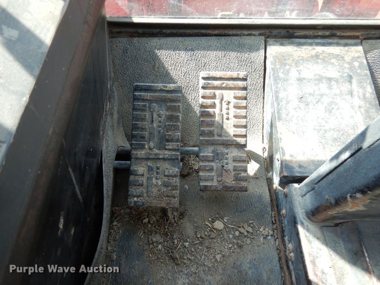 image for item HR9083 Versatile 276  4WD bi-directional tractor