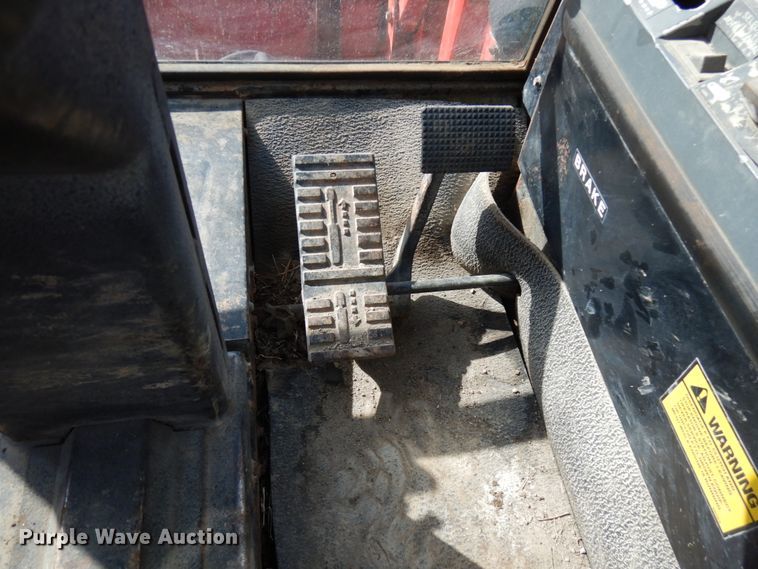 image for item HR9083 Versatile 276  4WD bi-directional tractor