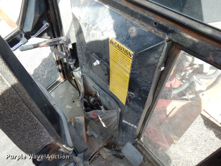 image for item HR9083 Versatile 276  4WD bi-directional tractor