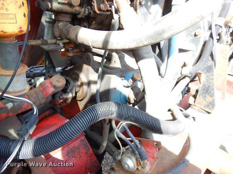 image for item HR9083 Versatile 276  4WD bi-directional tractor