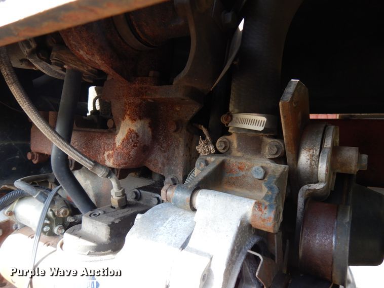 image for item HR9083 Versatile 276  4WD bi-directional tractor