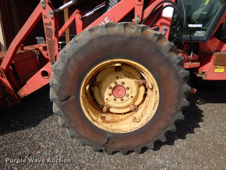 image for item HR9083 Versatile 276  4WD bi-directional tractor