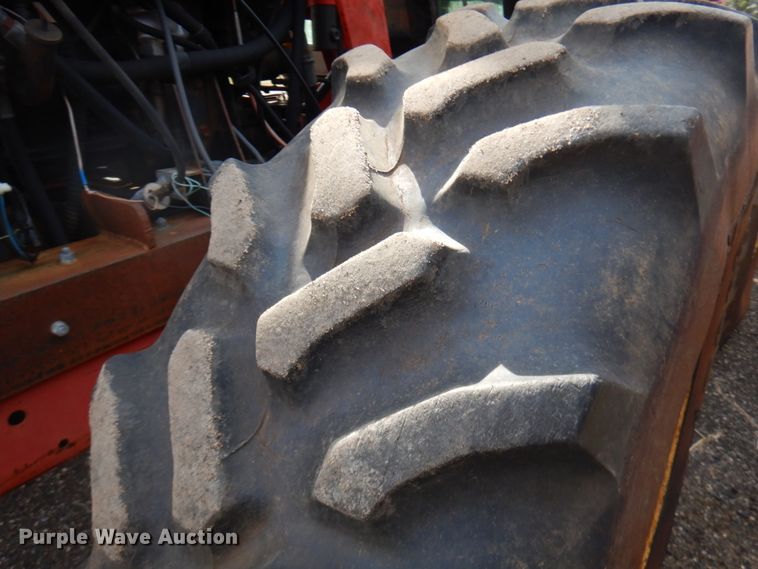 image for item HR9083 Versatile 276  4WD bi-directional tractor