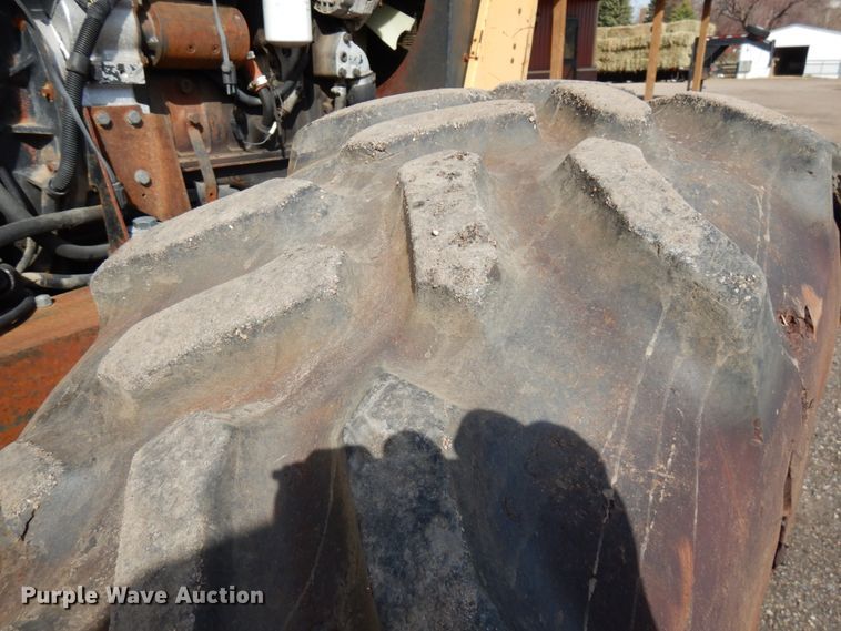 image for item HR9083 Versatile 276  4WD bi-directional tractor