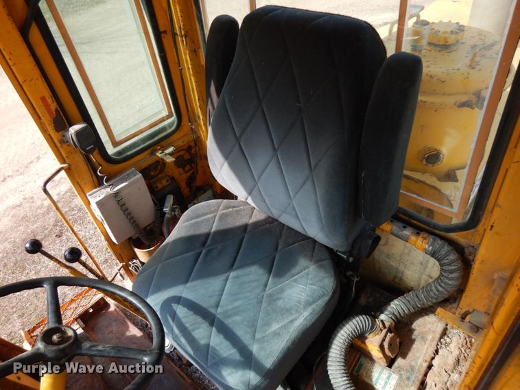 image for item HR9084 Hough H65  Payloader wheel loader