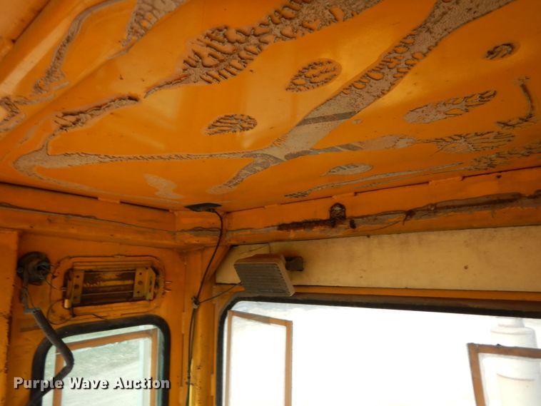 image for item HR9084 Hough H65  Payloader wheel loader