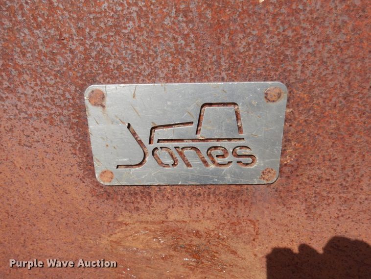 image for item HR9085 Jones 121"W bucket