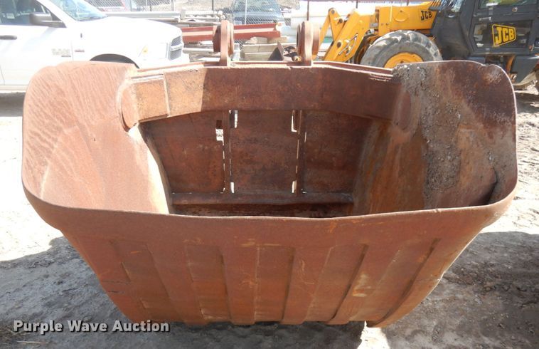 image for item HR9091 58"W excavator bucket