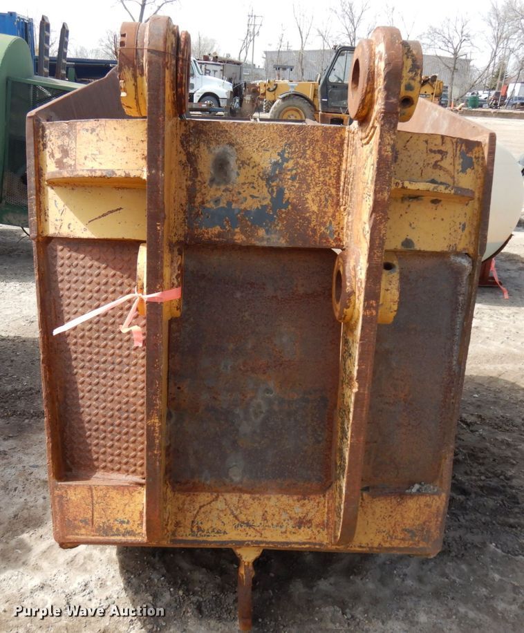 image for item HR9092 40"W excavator bucket
