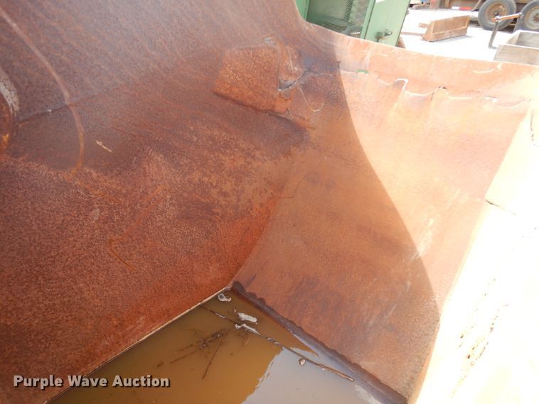 image for item HR9092 40"W excavator bucket