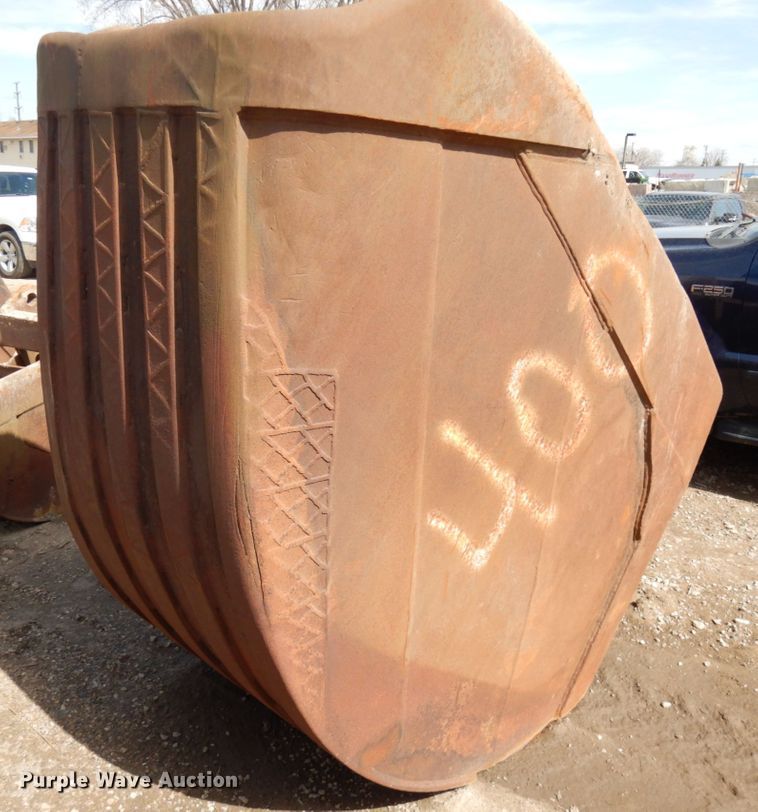 image for item HR9095 52"W excavator bucket