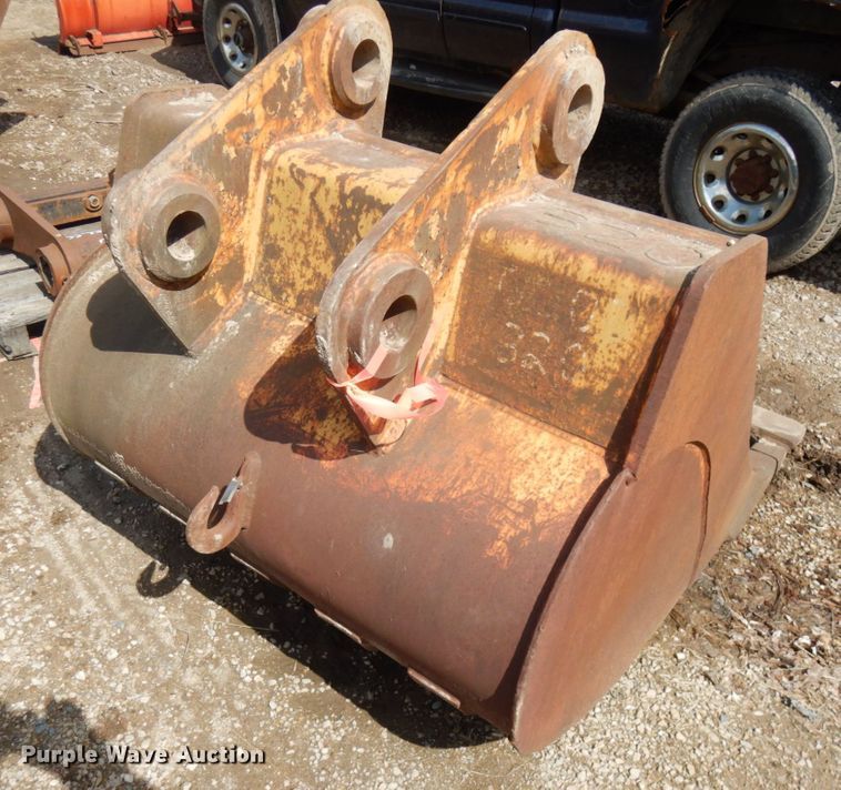 image for item HR9097 48"W excavator bucket