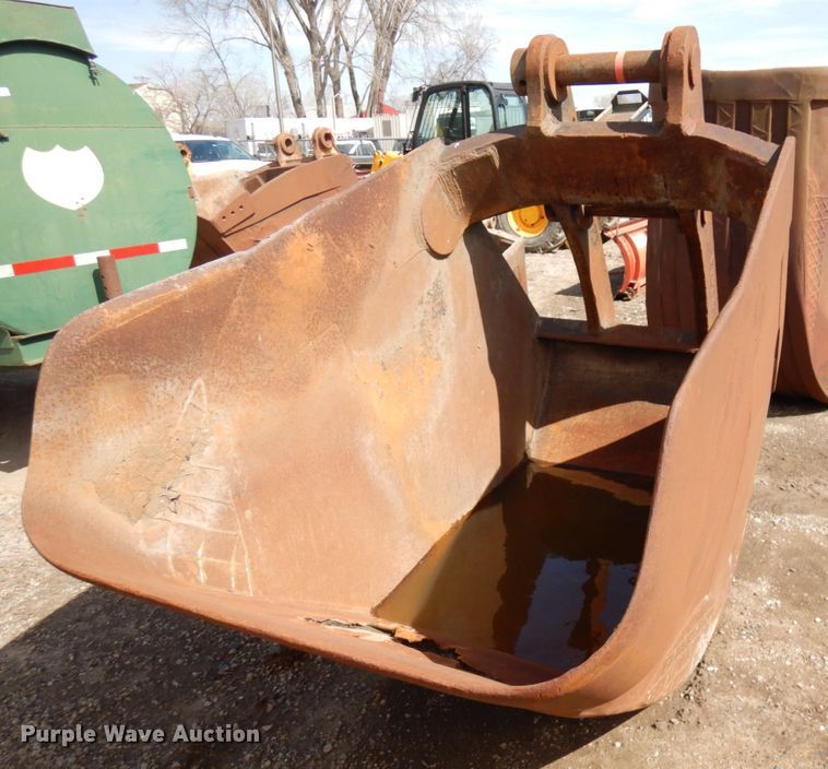 image for item HR9101 48"W excavator bucket