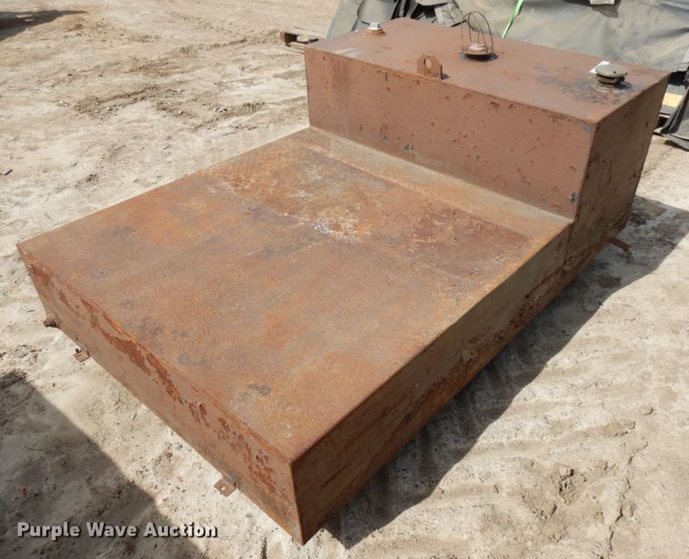 image for item HR9105 L-shaped fuel tank