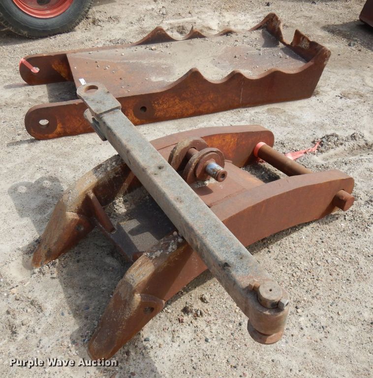 image for item HR9107 (2) excavator thumbs