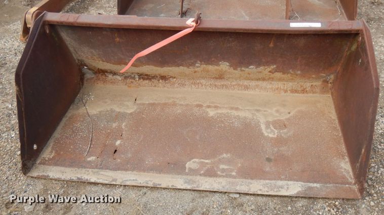 image for item HR9110 66"W skid steer bucket