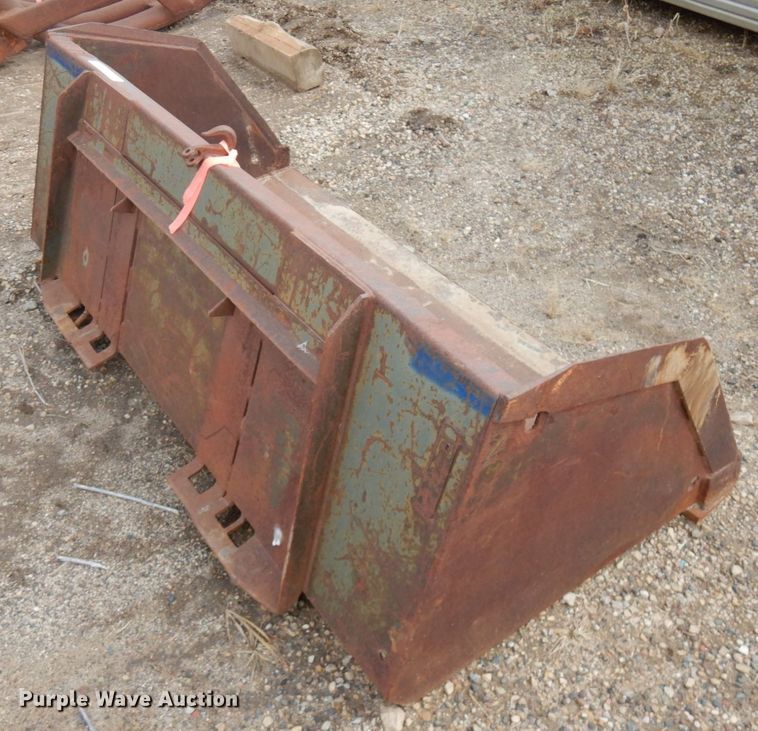 image for item HR9110 66"W skid steer bucket