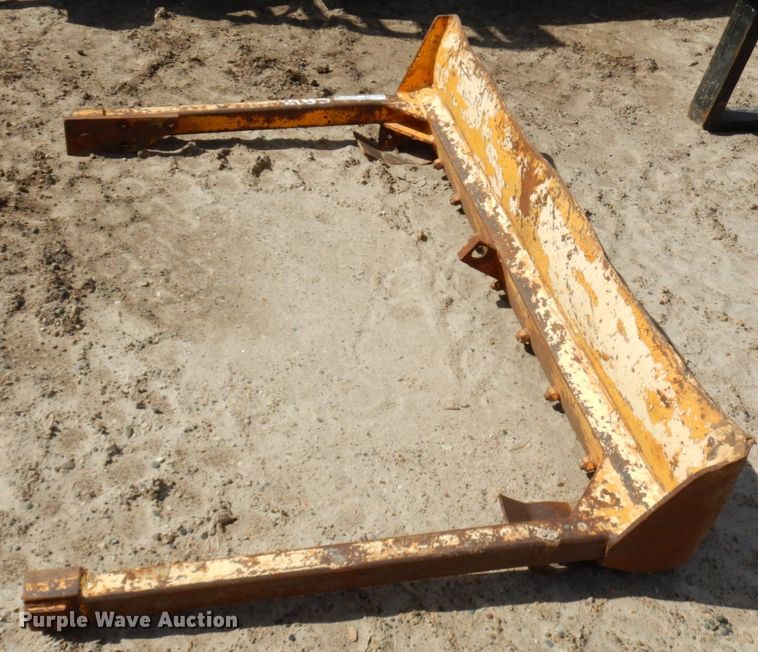 image for item HR9116 60"W blade