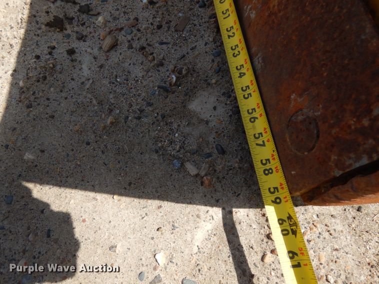 image for item HR9116 60"W blade