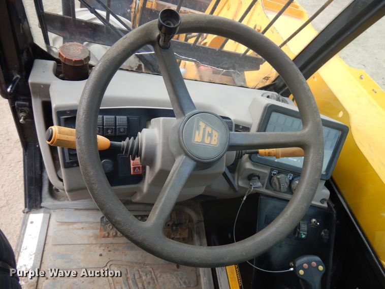 image for item HR9119 JCB 530  telehandler